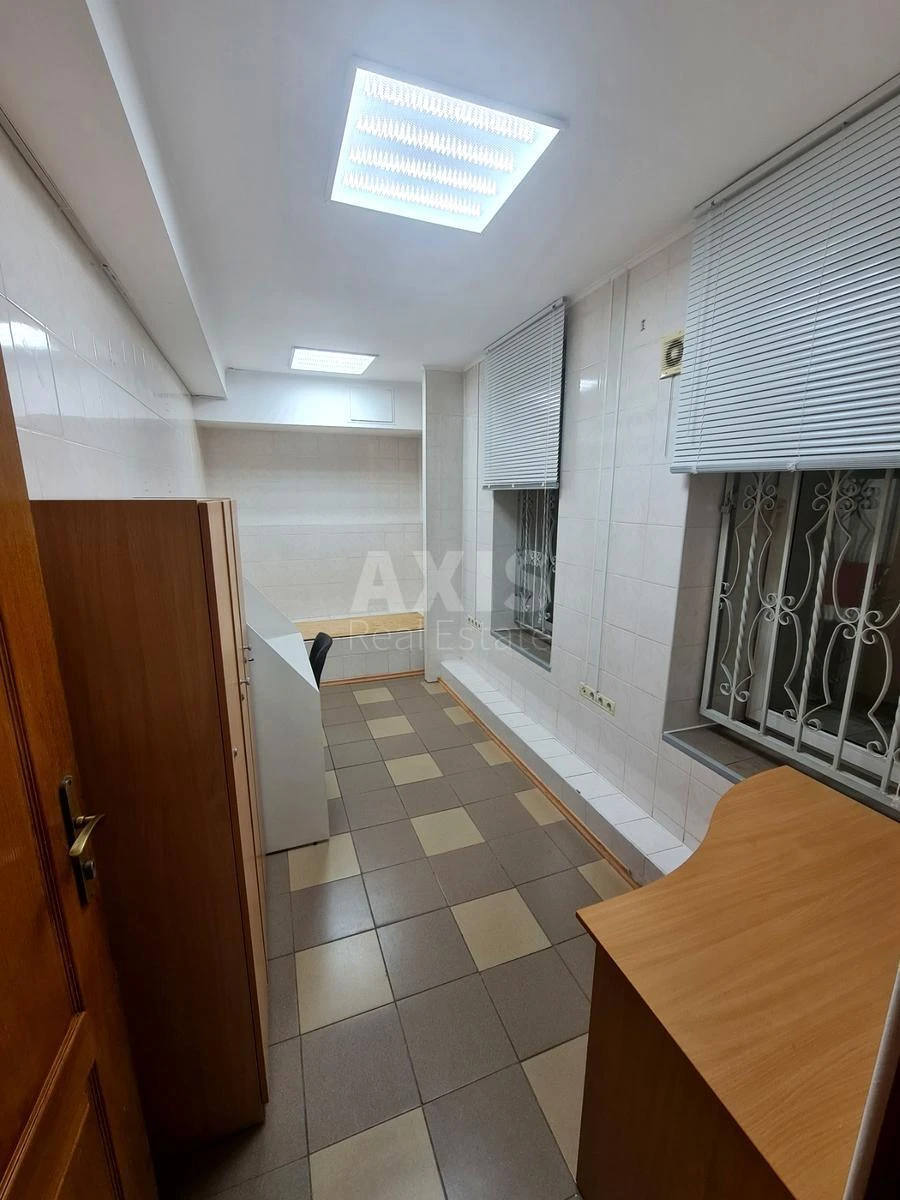 Office vul. Panasa Myrnogo 9Б, 85m26646015