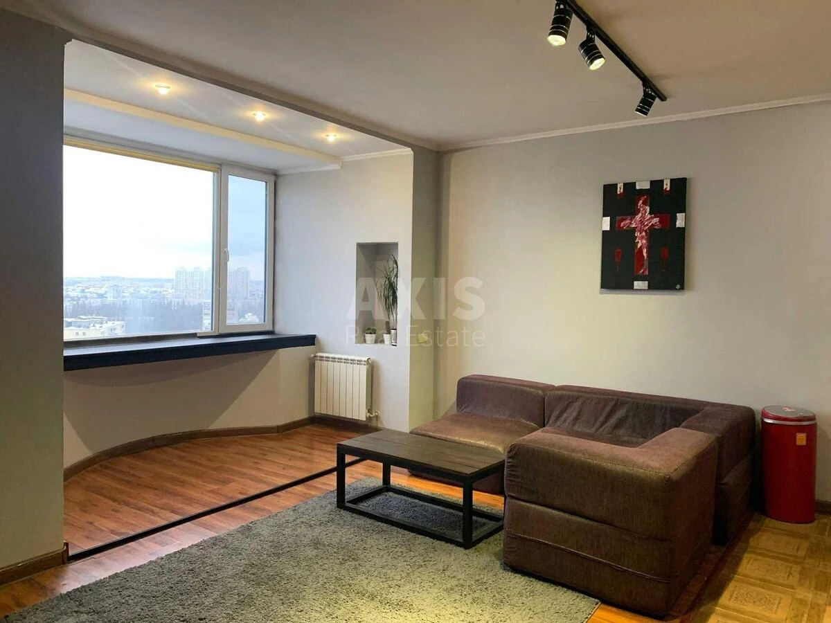 2к квартира пр-т Леся Курбаса 5В682350