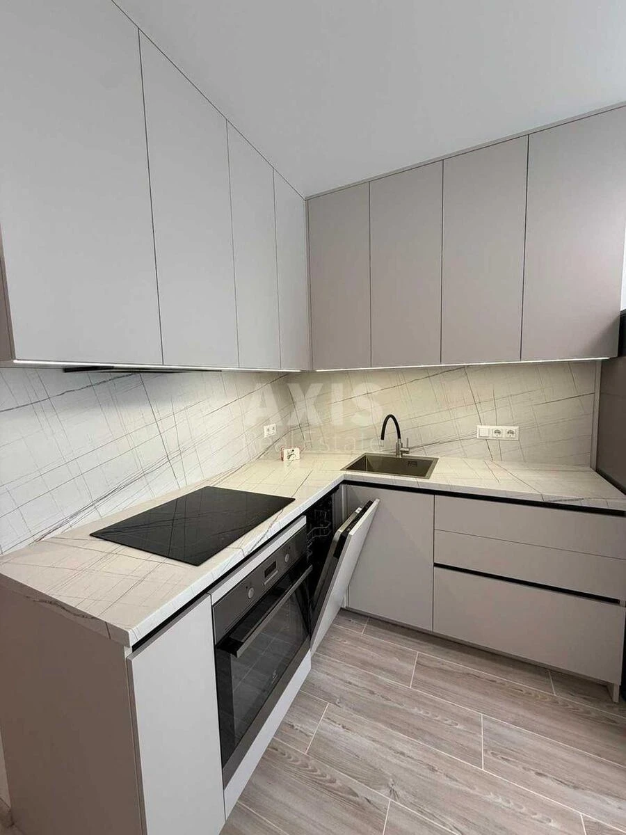 1k apartment vul. L'vivs'ka 15665815