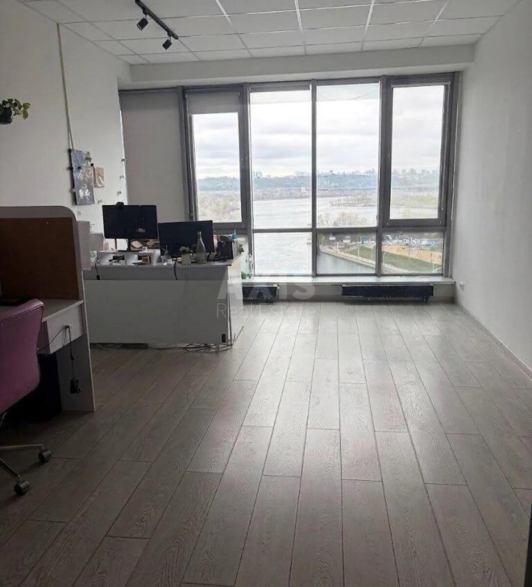 Office nab. Dniprovs'ka 14Б, 168m2671292