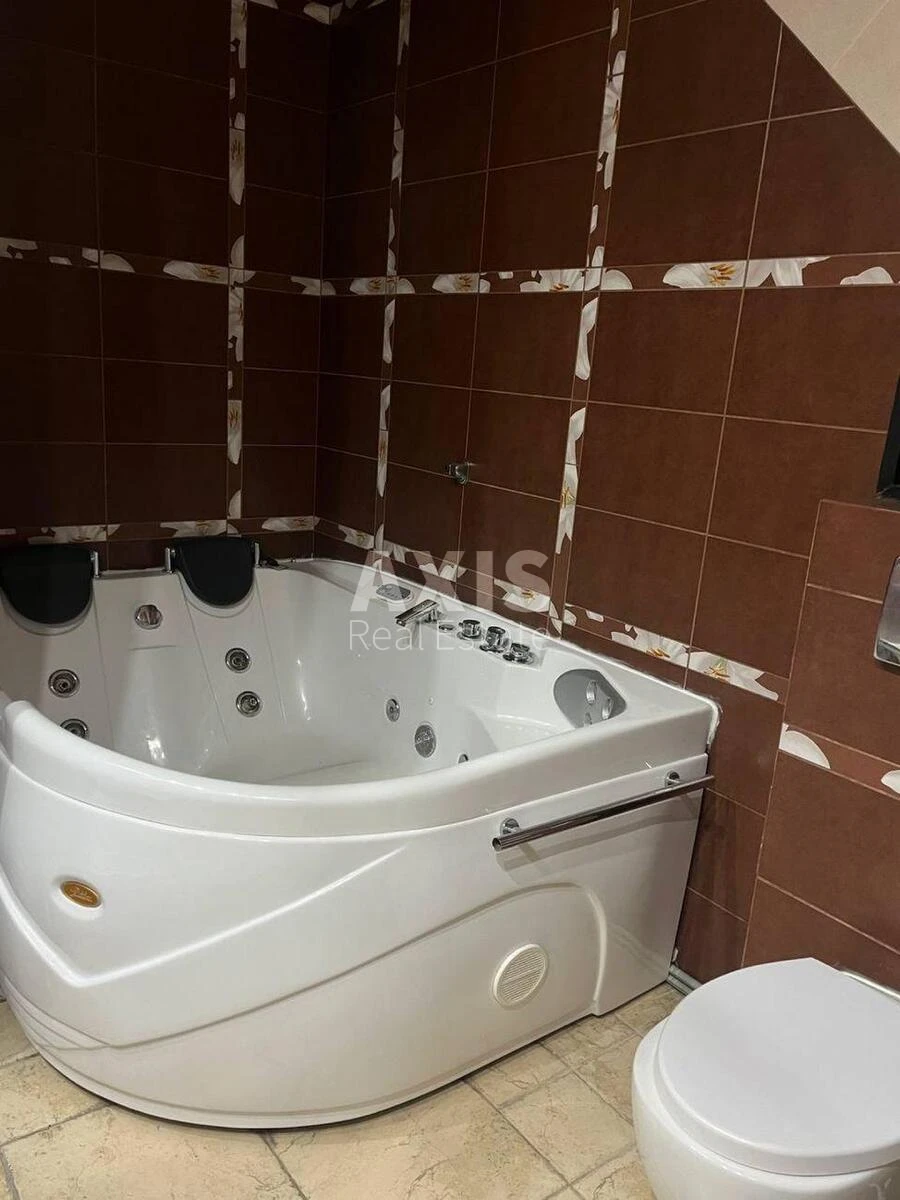 2k apartment vul. Esplanadna 2688133