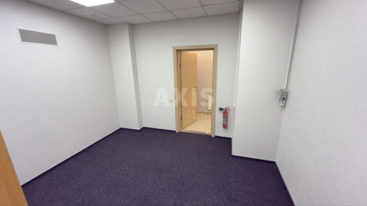 Office vul. Antonovycha 172, 320m2685205
