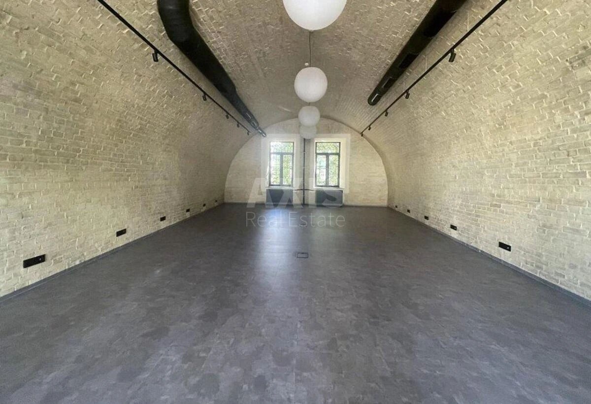 Офис ул. Евгения Коновальца 44А, 600м2652944