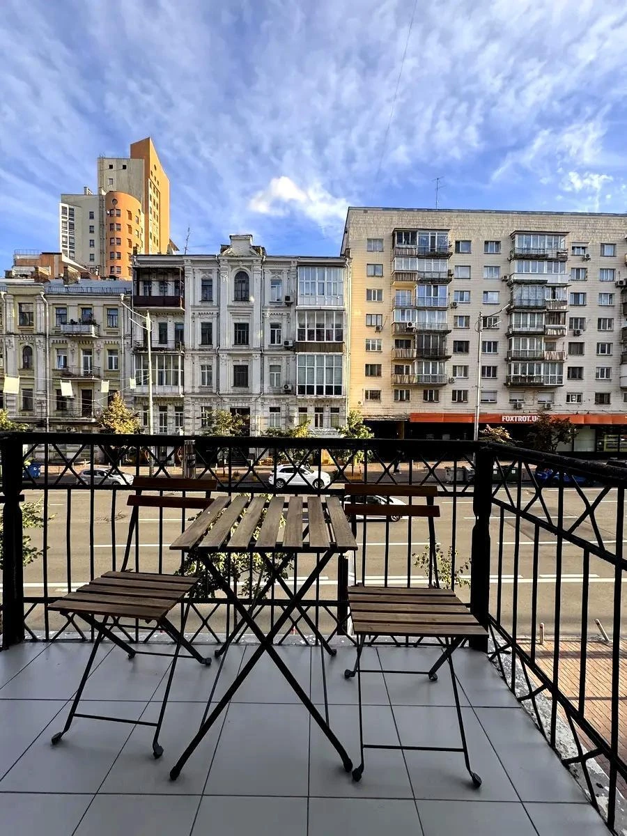 1k apartment vul. Saksagans'kogo 12А654455