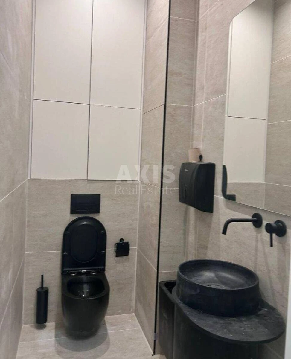 Офис ул. Богдана Ступки 3, 77м2690986