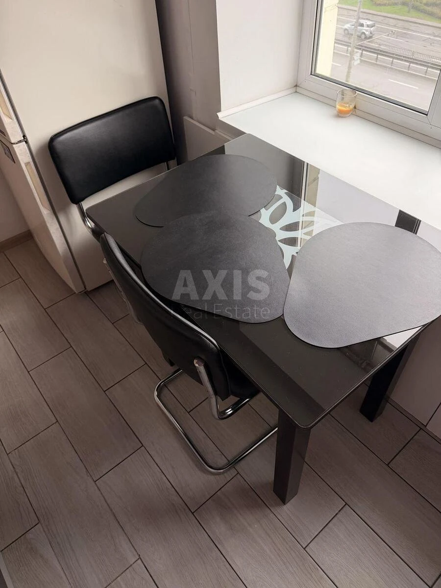 2k apartment pr-t Berestejskij 22672771