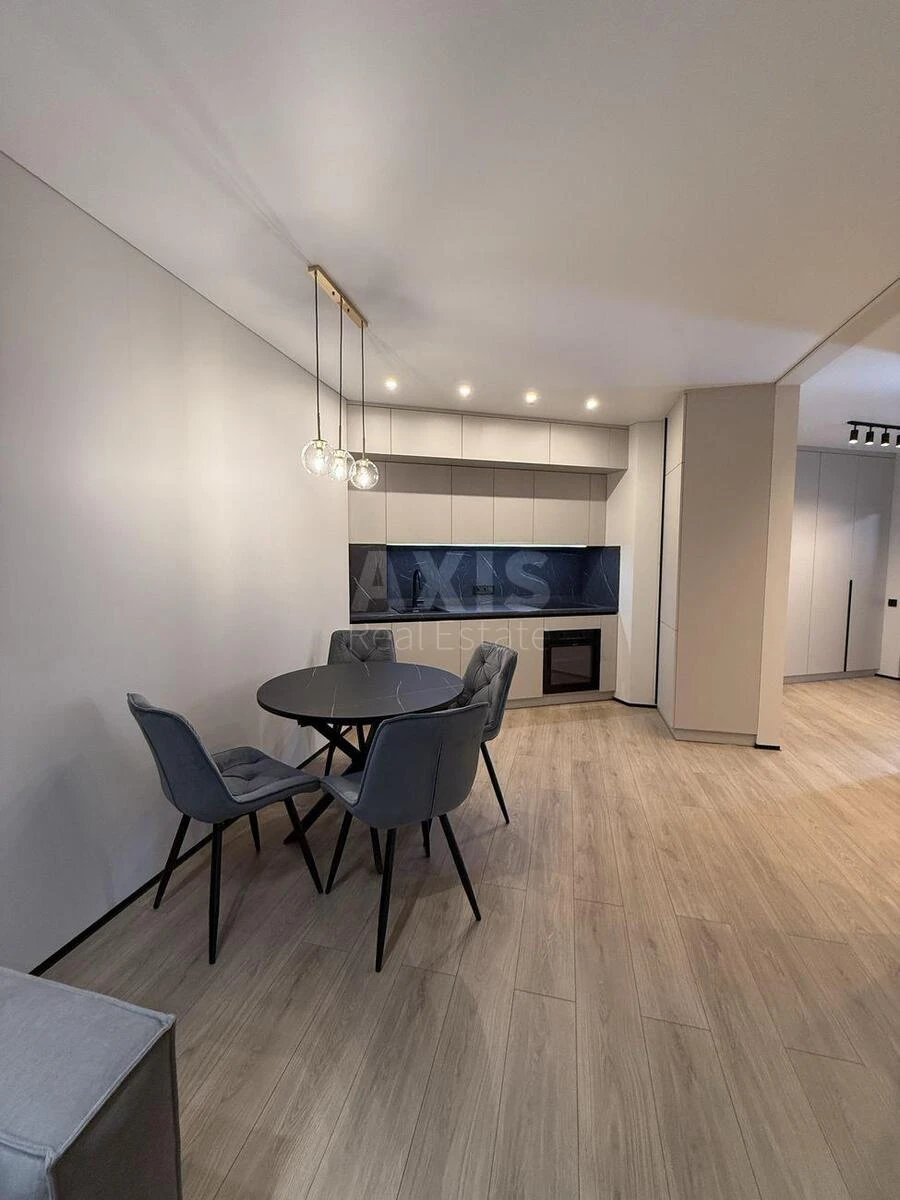 1k apartment pr-t Berestejskij 11Б679614