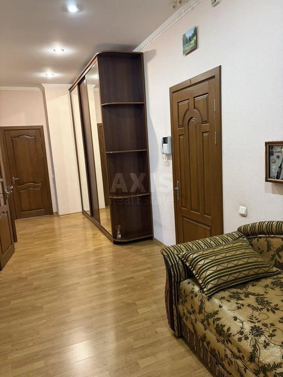 2k apartment vul. Dmytrivs'ka 697095518