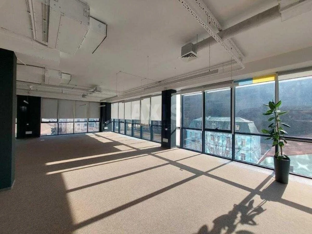 Office vul. Kyrylivs'ka 15А, 684m2662924