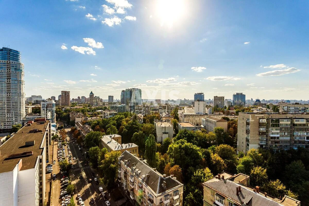 4к квартира спуск Кловский 5593994