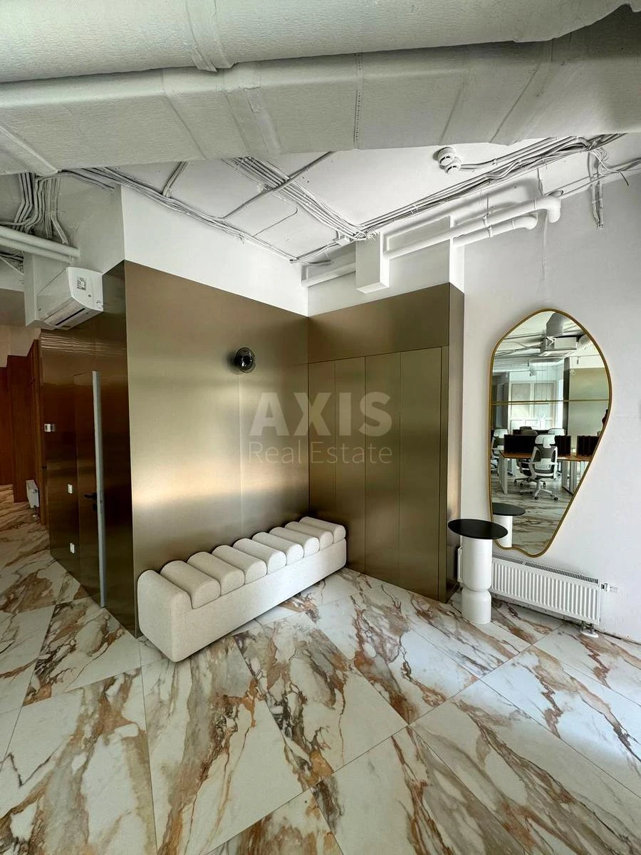 Офис ул. Бусловская 12, 300м26925810