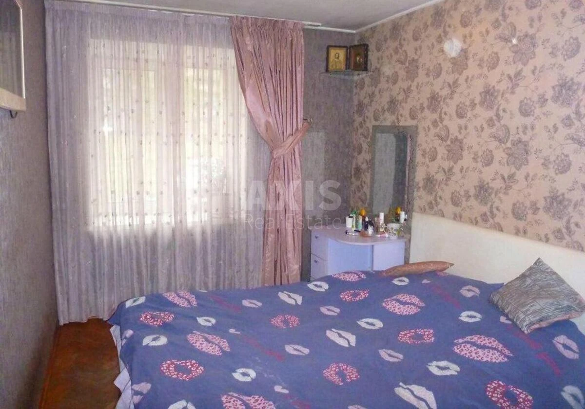 2к квартира ул. Окипной Раисы 5А695854