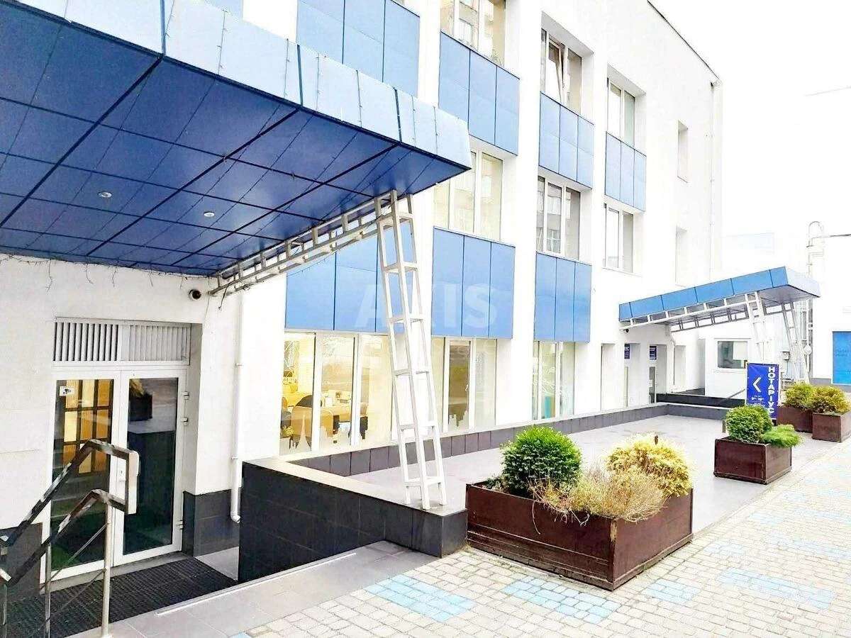 Офис ул. Сверстюка Евгения 11Б, 58м27123110