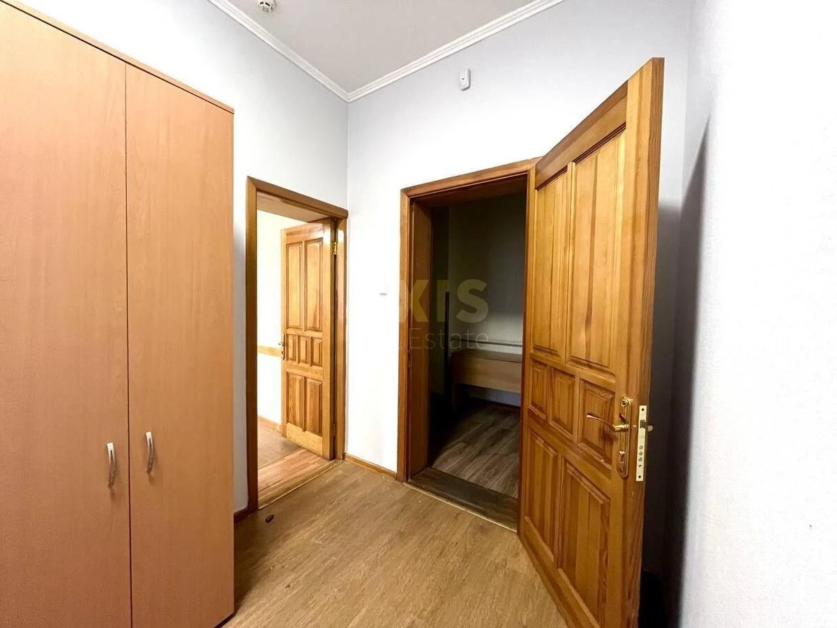 Trade object vul. Shhekavyc'ka 57, 141m2697100
