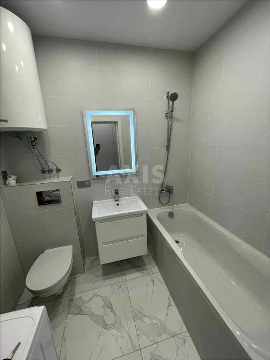 1k apartment vul. Berezhans'ka 15636392