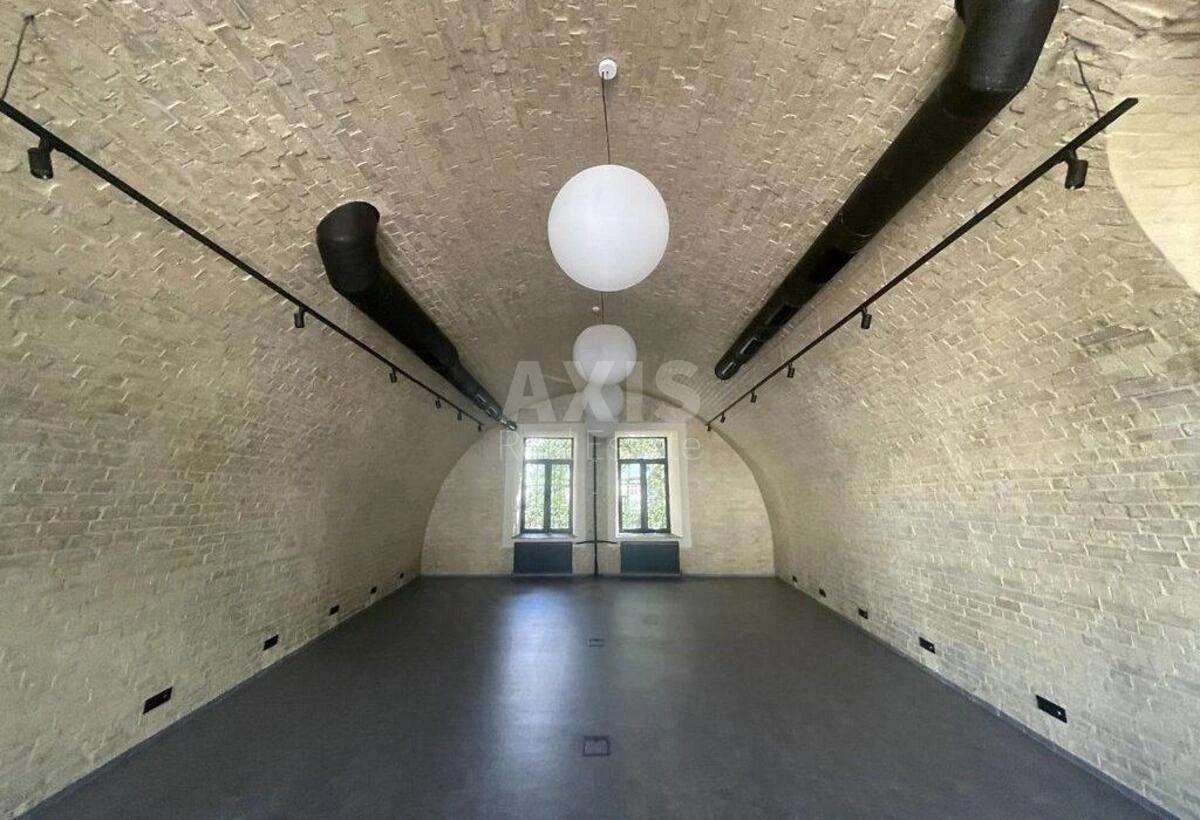 Офис ул. Евгения Коновальца 44А, 600м2652945