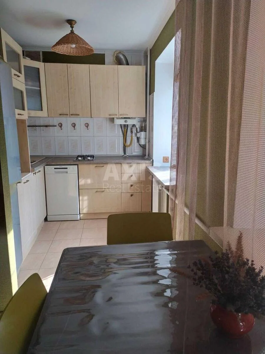 2k apartment pr-t Berestejskij 106А