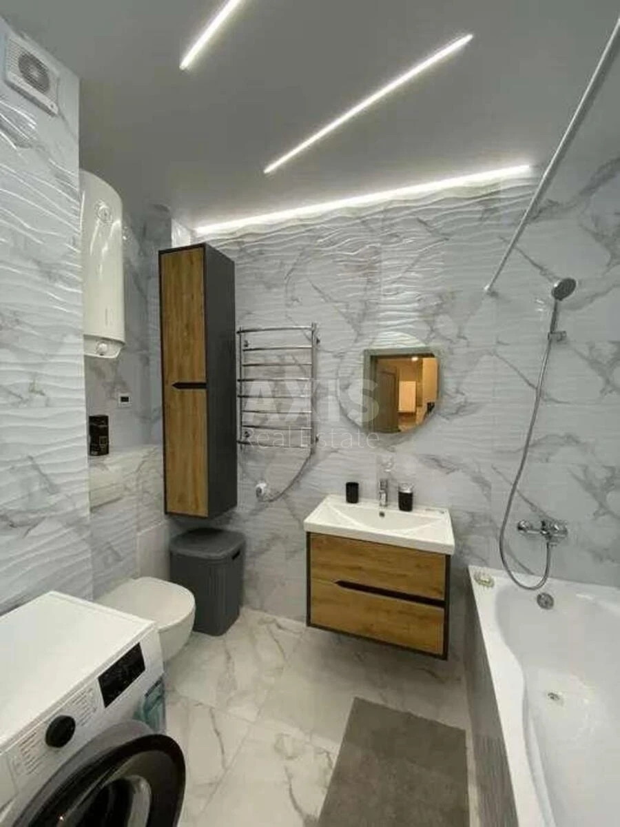 2к квартира ул. Евгена Маланюка 101634008