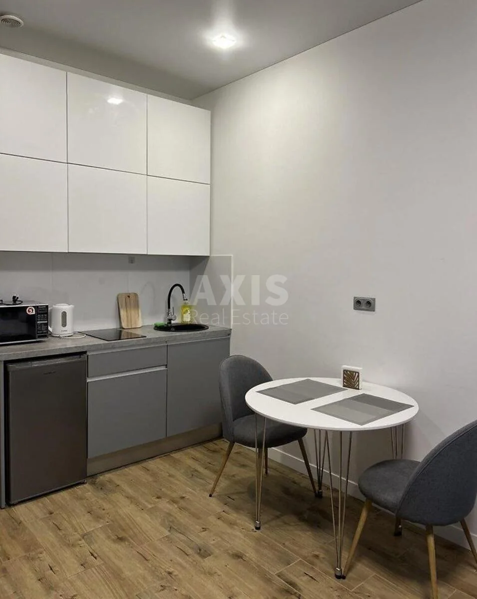 1k apartment vul. Levka Lukyanenka 21/19