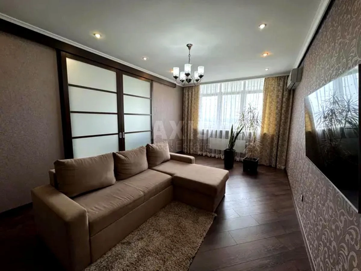 2k apartment pr-t Bazhana Mykoly 8Б640089