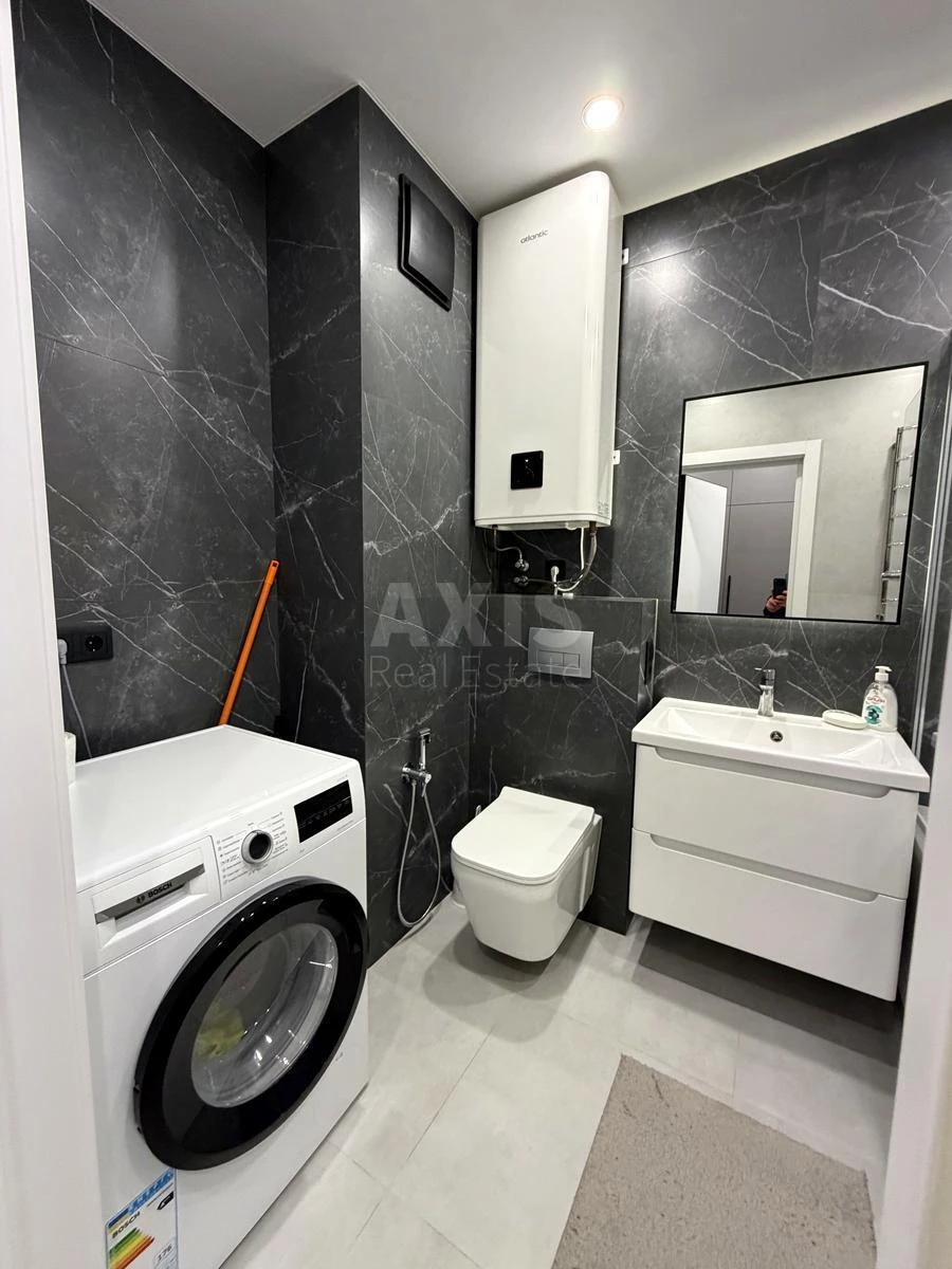 1k apartment vul. Grechka Marshala 40/126898311