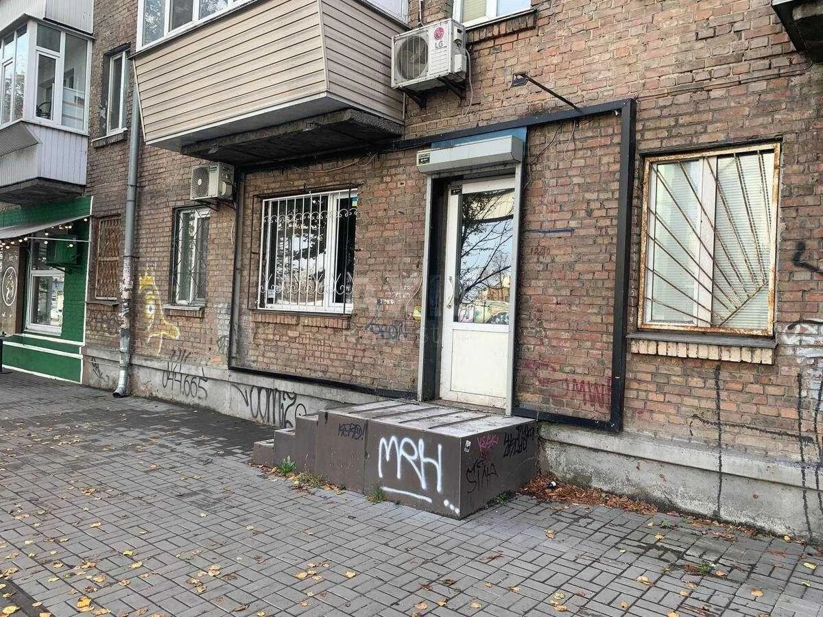 Trade object vul. Naberezhno-Hreshhatyc'ka 33, 22m2674221