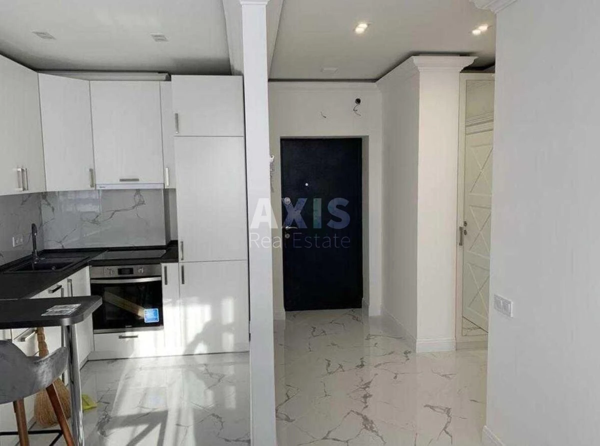 1k apartment vul. Nyzhn'okljuchova 14615740