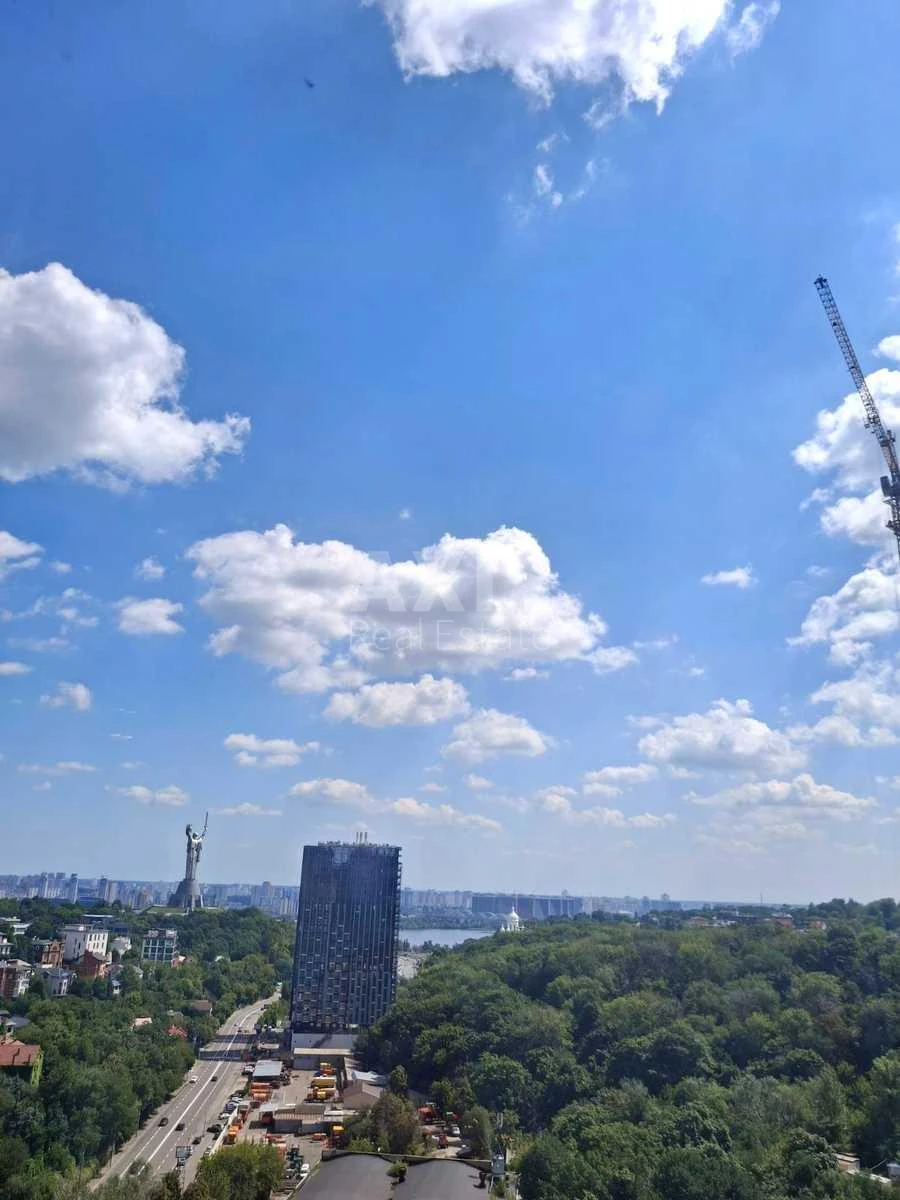 3k apartment vul. Staronavodnyc'ka 8Б705486