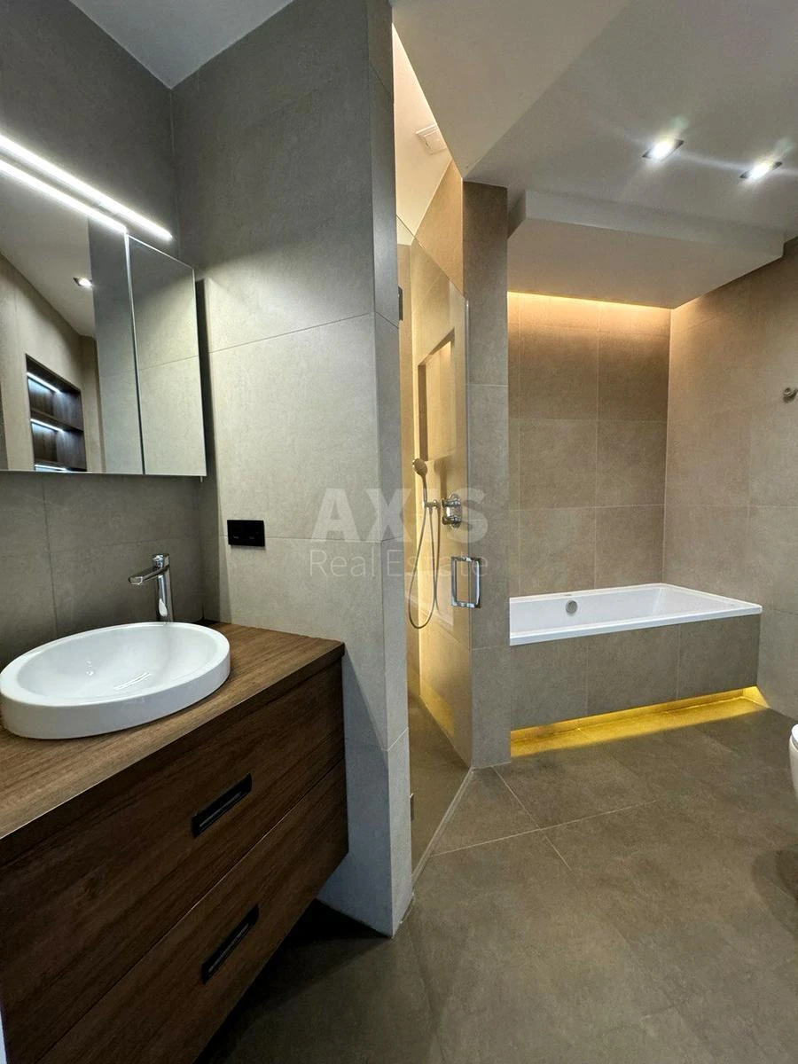 2k apartment vul. Lypkivs'kogo Vasylja Mytropolyta 16В6772618