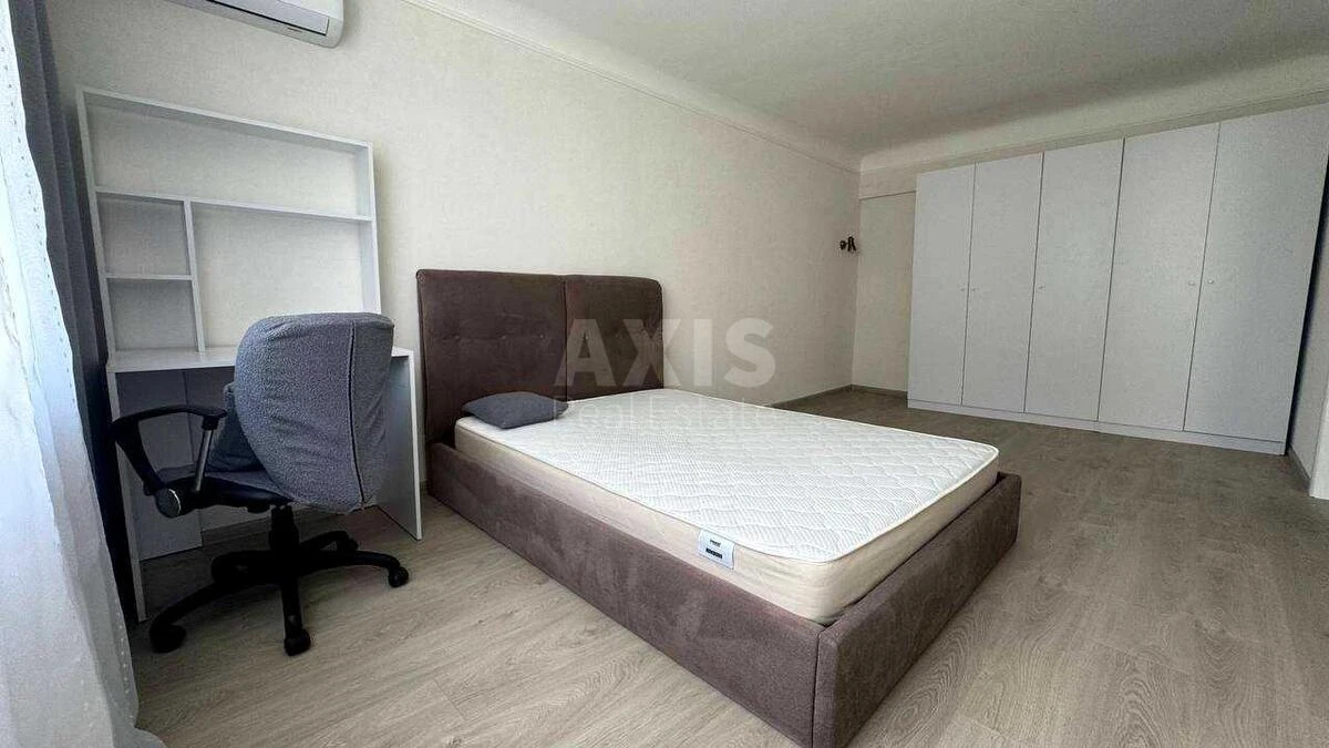 1k apartment vul. Jurkivs'ka 18707304