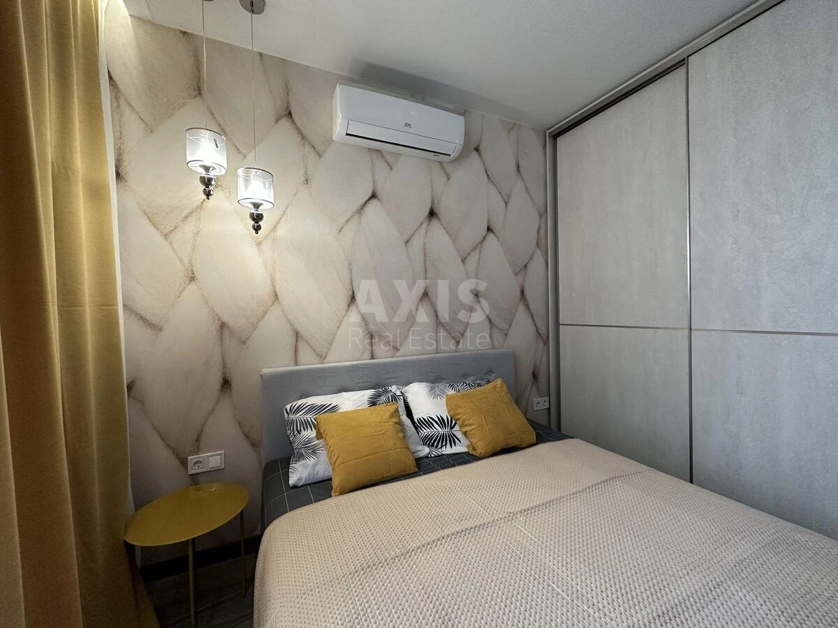3k apartment nab. Dniprovs'ka 18А6936510