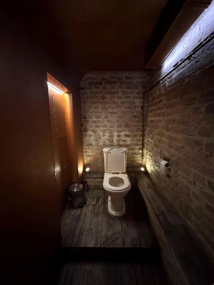 Объект торговли ул. Евгения Чикаленко 10Б, 159м2661924