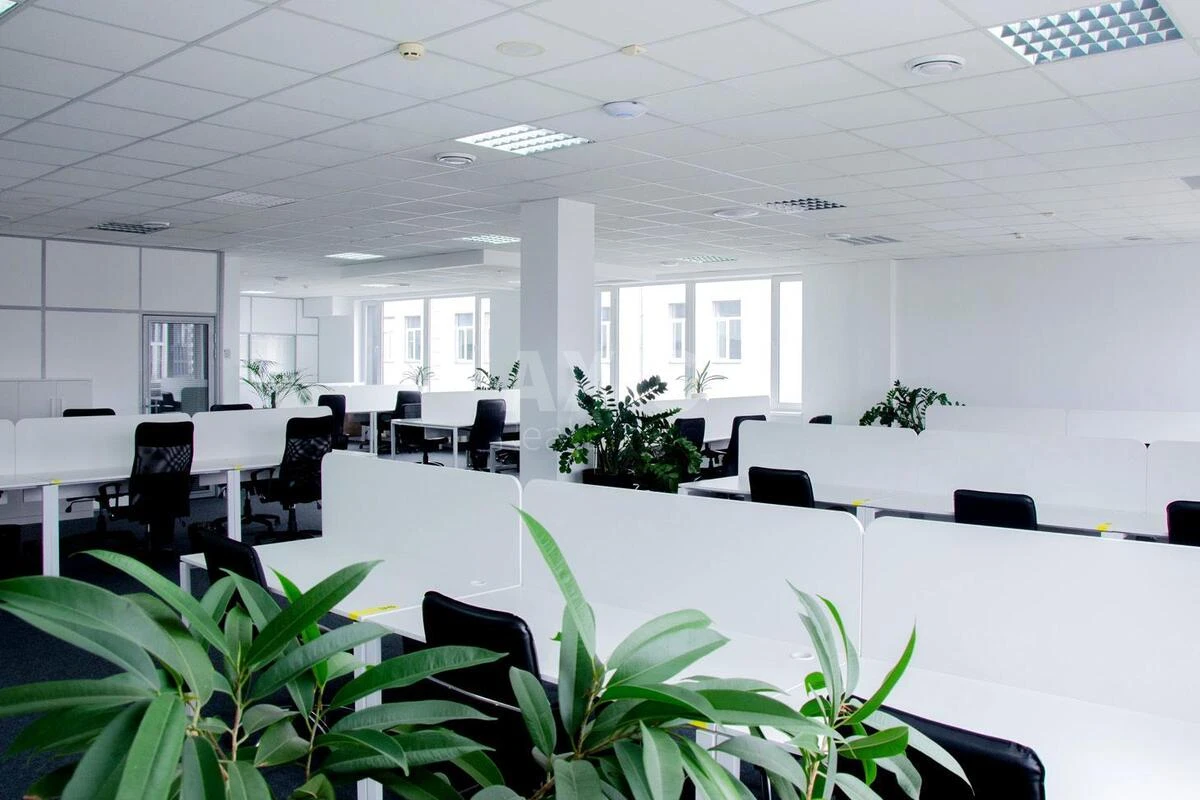 Office vul. Pymonenka Mykoly 13, 376m267852
