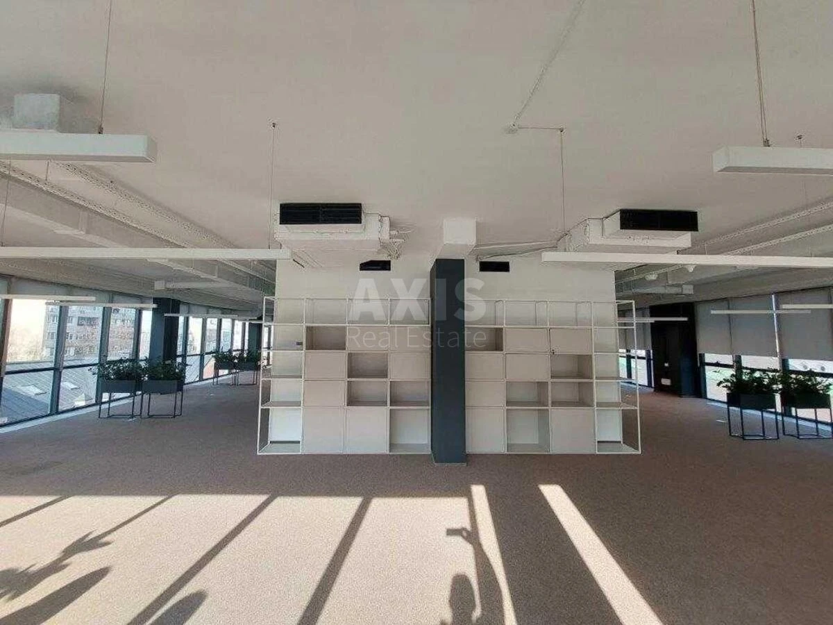 Office vul. Kyrylivs'ka 15А, 684m2662926