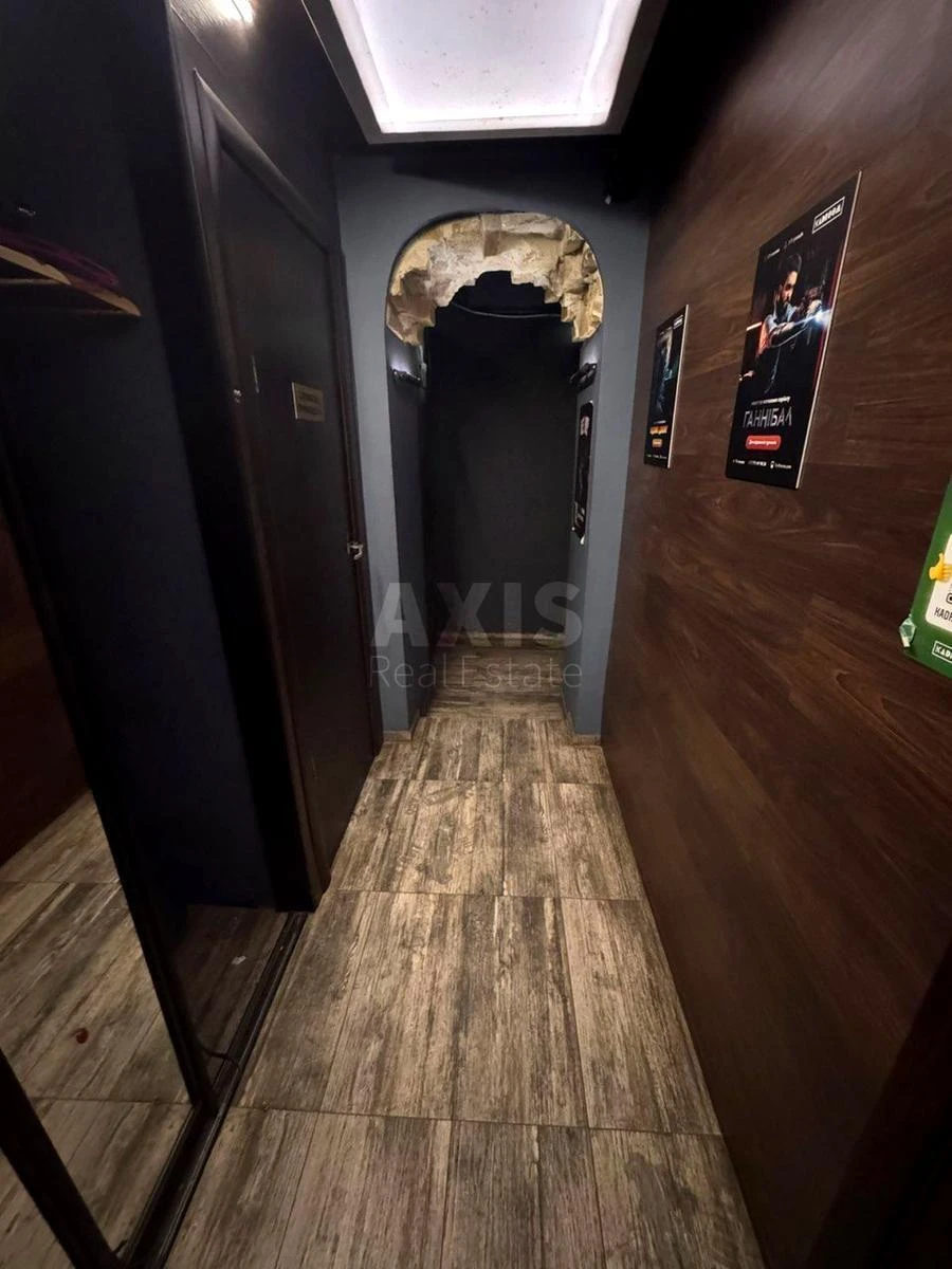 Объект торговли ул. Евгения Чикаленко 10Б, 159м2661925