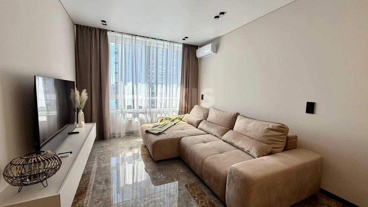 1k apartment nab. Dniprovs'ka 15Ж713470