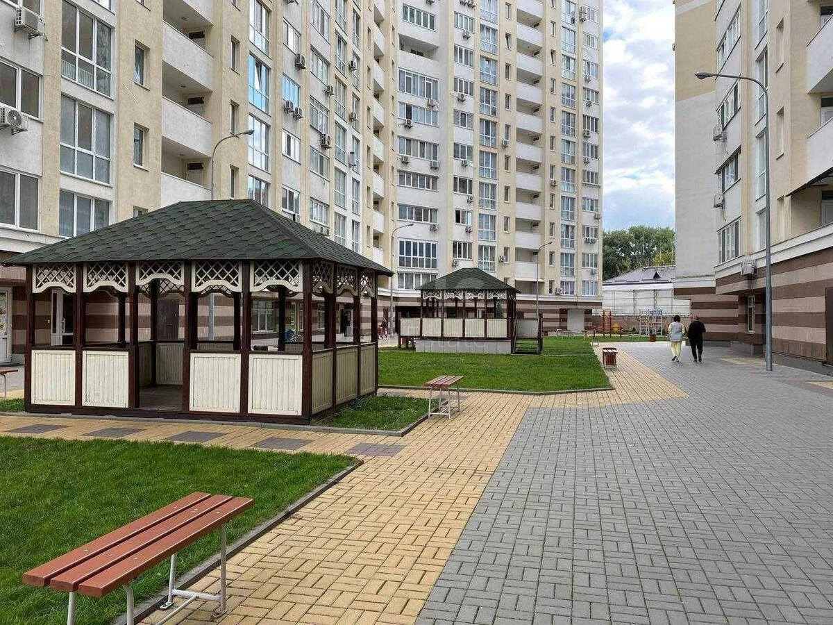 1k apartment pr-t Berestejskij 90/16962613