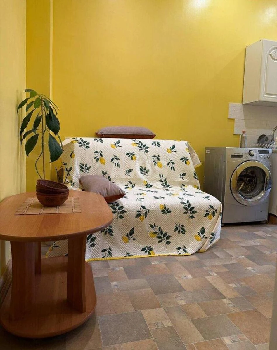 1k apartment vul. Volodymyrs'ka 82А696840
