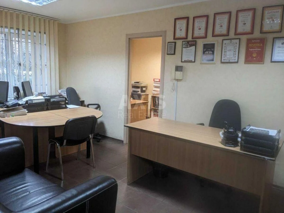 Office vul. Degtjarivs'ka 28, 55m2580080