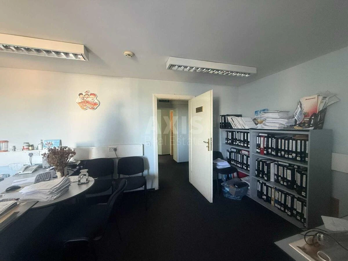 Office vul. Novatoriv 9А, 233m27168311