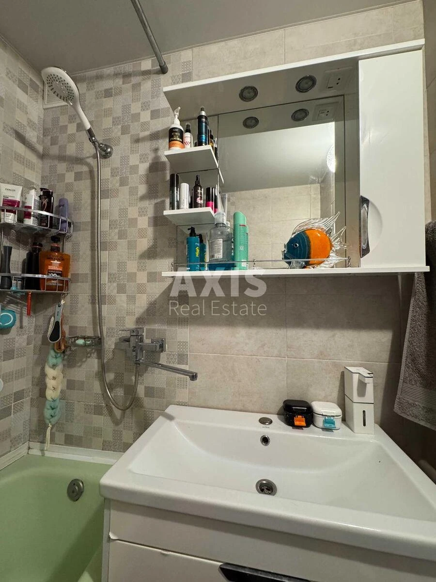 3k apartment pr-t Chervonoyi Kalyny sixty-six A7019916