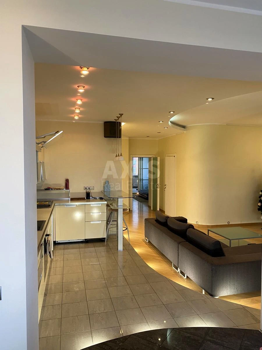 3k apartment pr-t Volodimira Іvasyuka 10А669174