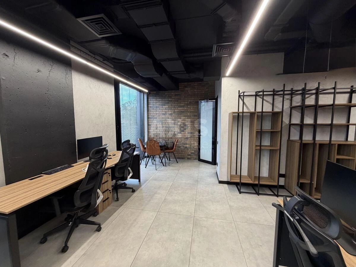 Office vul. Krasylivs'ka 9, 785m2710575