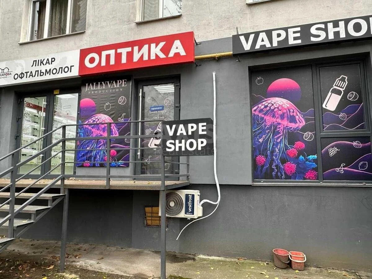 Объект торговли ул. Тулузы 2/58, 65м264644