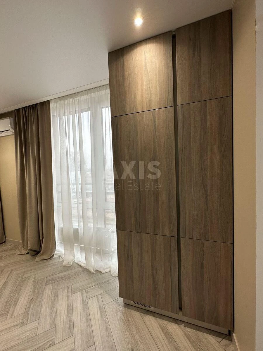 3k apartment nab. Dniprovs'ka 18А6936512