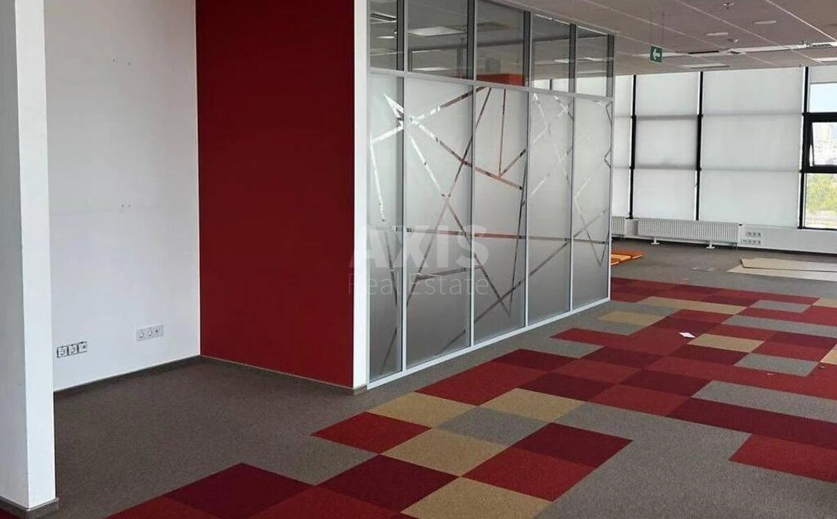 Офис пр-т Бандеры Степана 28А, 307м2651070