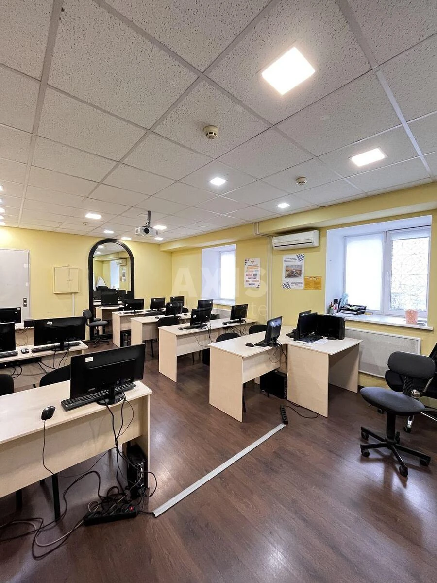 Office bul. Shevchenka Tarasa 2, 105m2698248
