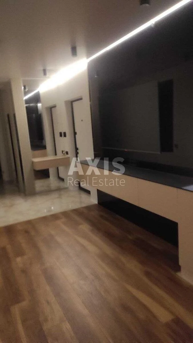 1k apartment vul. Saljutna Two B567289
