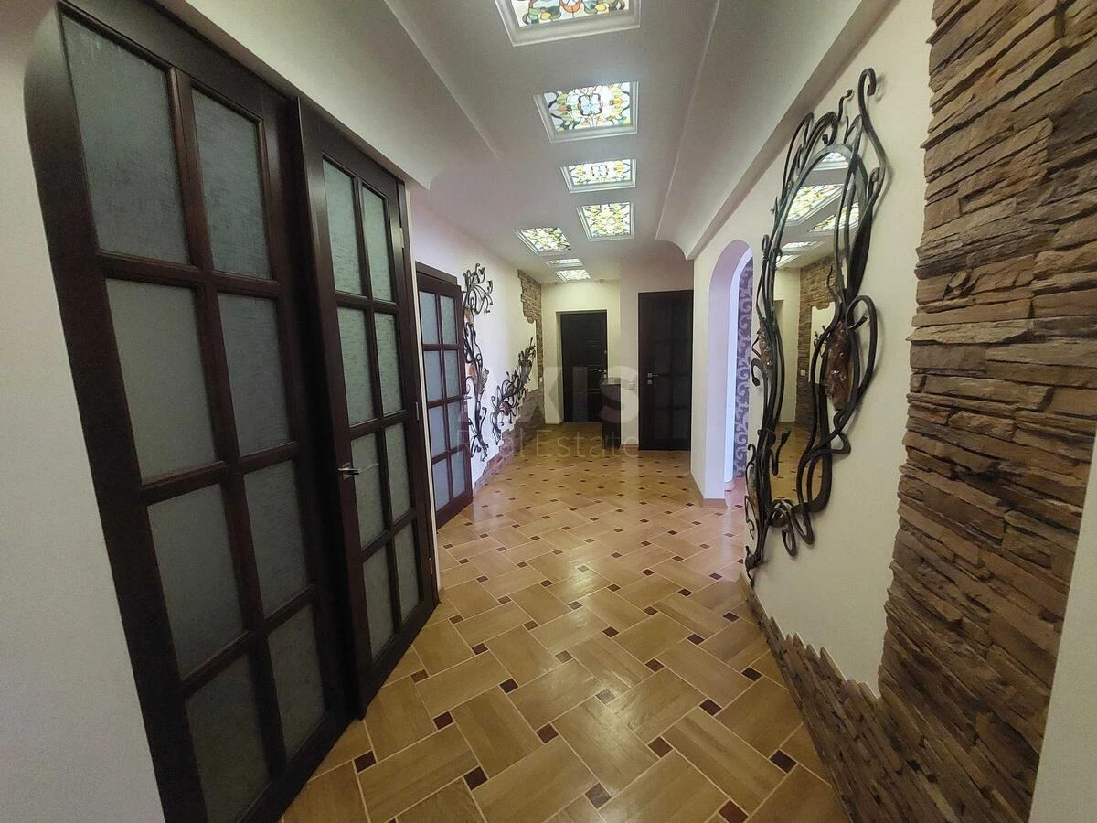 4k apartment vul. Yulia Zdanovska 54А6993119