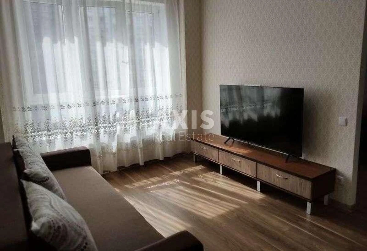 2k apartment pr-t Glushkova Akademika nine volts250931